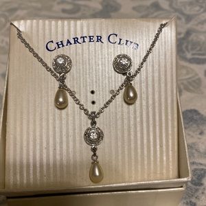 NWT matching necklace and earrings